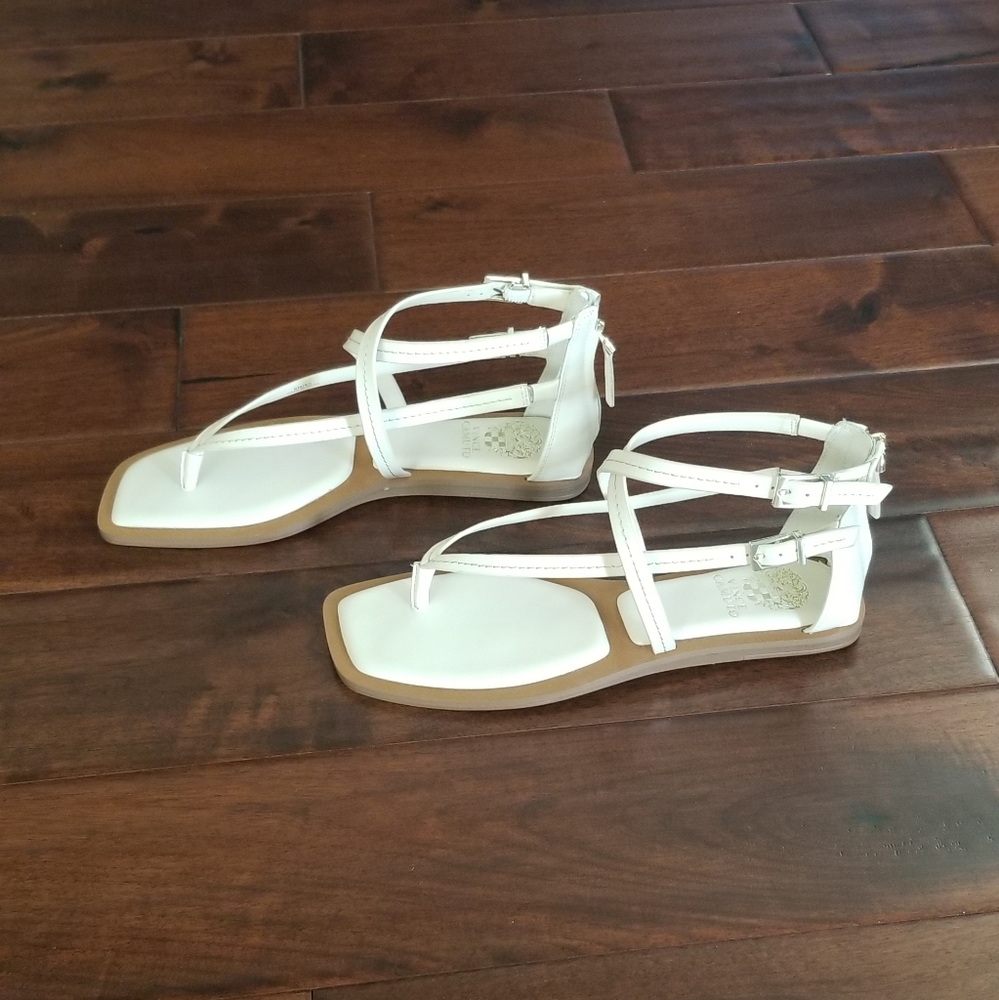VINCE CAMUTO "Brenndie" Flat Sandal - Size 9 - Warm Vanilla - NWOT - Picture 8 of 8